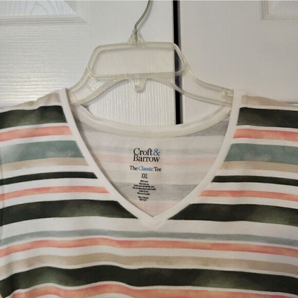 Croft & Barrow sleeveless v-neck striped tee - Picture 2 of 4